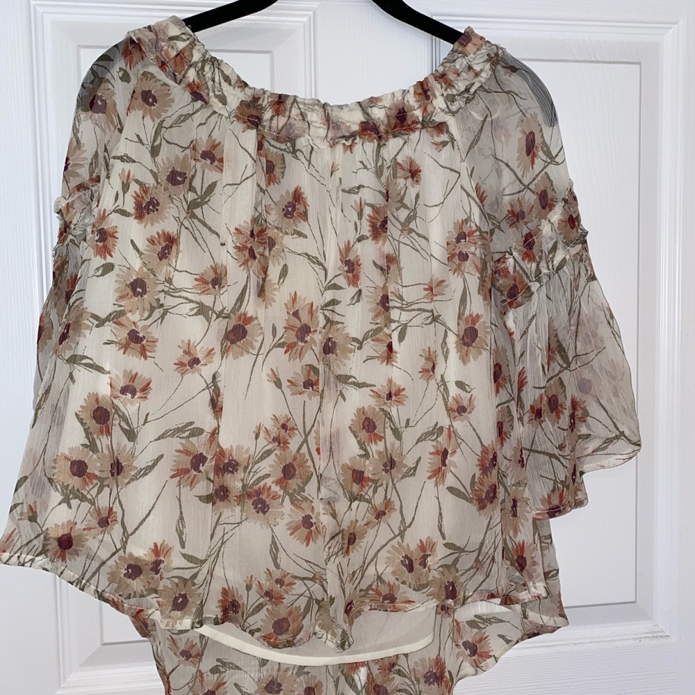 Lucky Brand Off the Shoulder top in XS